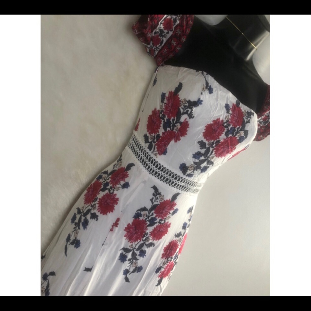 Cap-Sleeved Slitted Floral Maxi